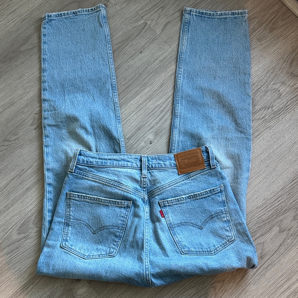 Women’s Levi’s Jeans